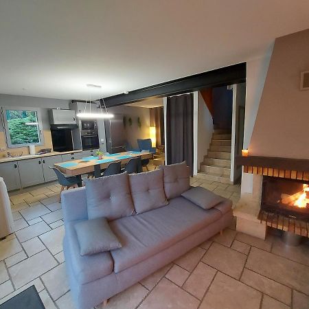 Entre Lac Et Montagne, Chaleureuse Maison 3 Pieces Avec Tres Belle Vue Lac D'Annecy. Terrasse, Jardin, Parking, Cheminee, Barbecue …. Saint-Jorioz Zewnętrze zdjęcie