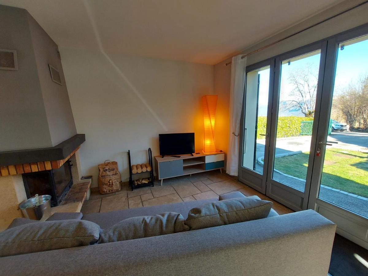 Entre Lac Et Montagne, Chaleureuse Maison 3 Pieces Avec Tres Belle Vue Lac D'Annecy. Terrasse, Jardin, Parking, Cheminee, Barbecue …. Saint-Jorioz Zewnętrze zdjęcie